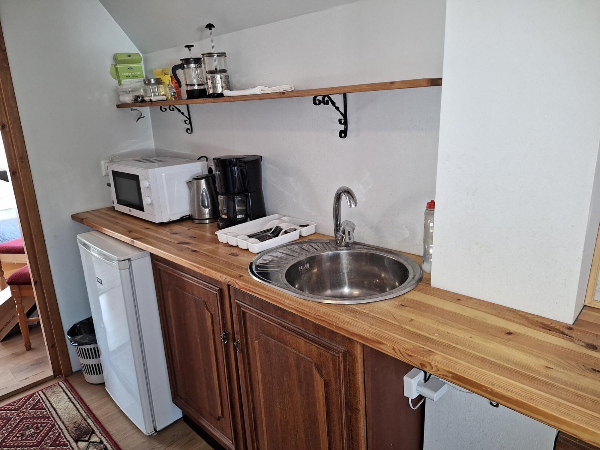 קורסארה Kraavi Guest Hostel מראה חיצוני תמונה