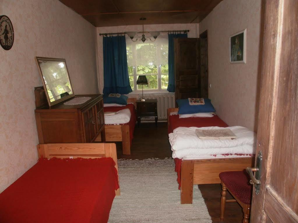 קורסארה Kraavi Guest Hostel מראה חיצוני תמונה